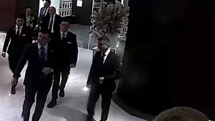 Yolsuzluk soruşturması kapsamında Ekrem İmamoğlu’nun koruması gözaltına alındı