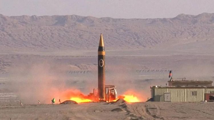 İran ilk kez Hayber füzesini kullandı: Tel Aviv'de ağır hasar meydana geldi