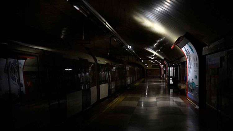 İspanya'da mobil şebekeler çöktü