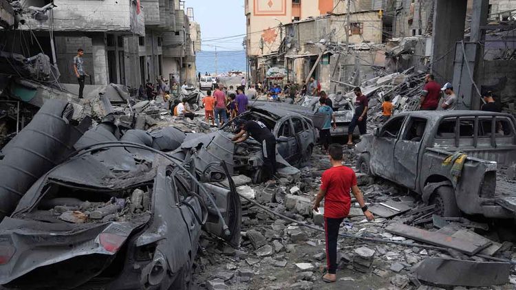 Soykırımcı İsrail’in Gazze saldırılarında son 48 saatte 11 Filistinli şehit oldu