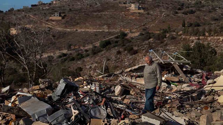 Terör devleti İsrail, Lübnan’ın güneyi ve doğusunu vurdu