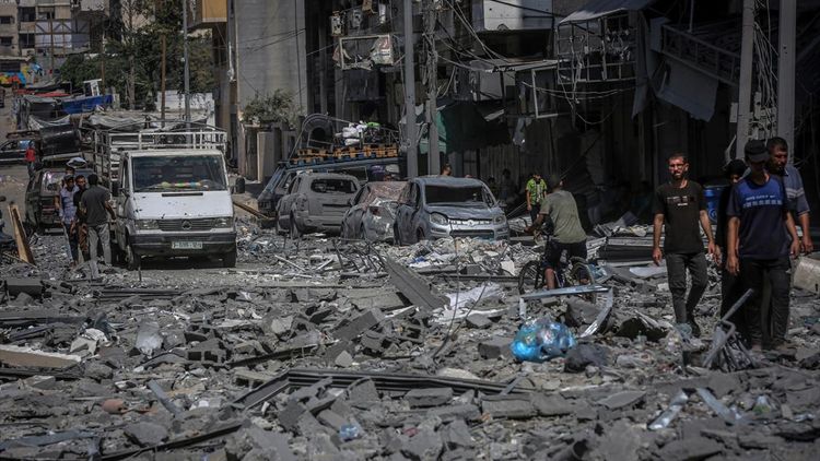 İşgalci İsrail ordusu, Gazze Şeridi'nde saldırılarını sürdürüyor