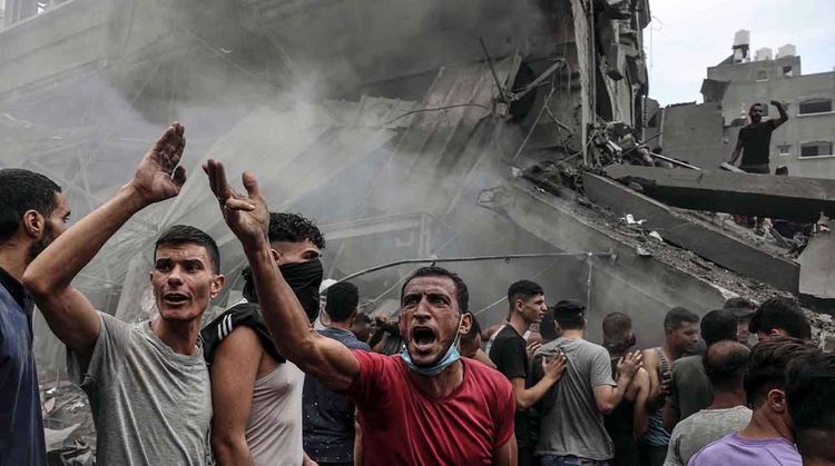 İsrail savaş uçakları ve toplarla sivilleri vurdu