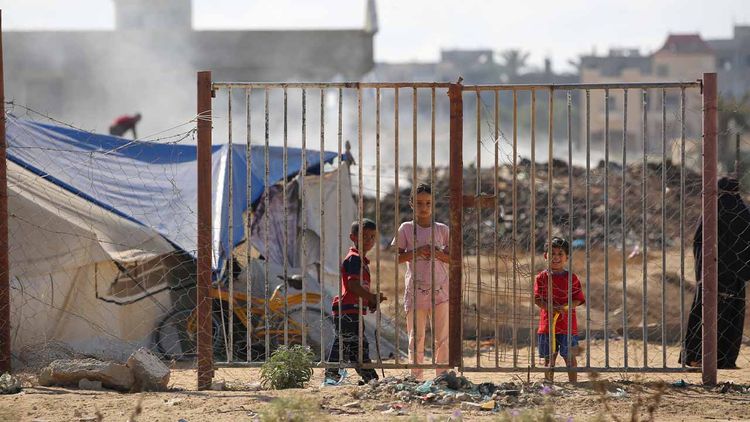 Soykırımcı İsrail Gazze'de sivilleri vurmaya devam ediyor: 15 Filistinli şehit oldu