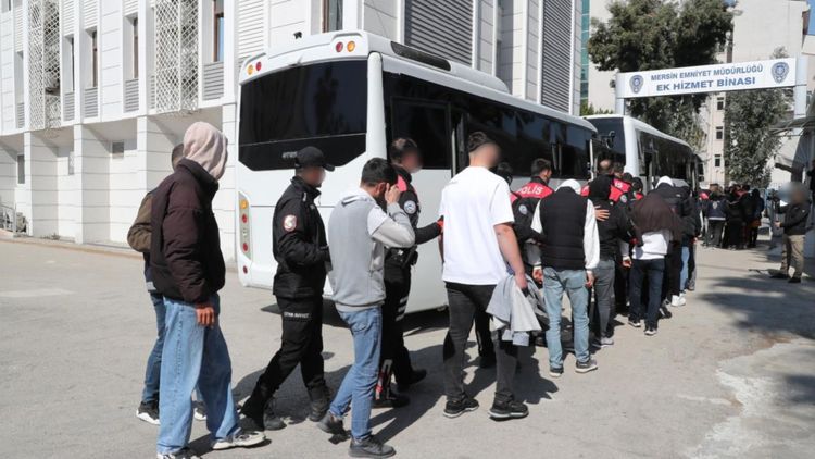 İstanbul merkezli operasyonda 32 kişiye gözaltı