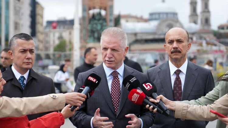 İstanbul Valisi Davut Gül: Aile yapısını hedef alan çağrılara izin verilmemiştir