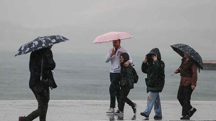 İzmir son 16 yılın en yağışlı şubatını yaşıyor