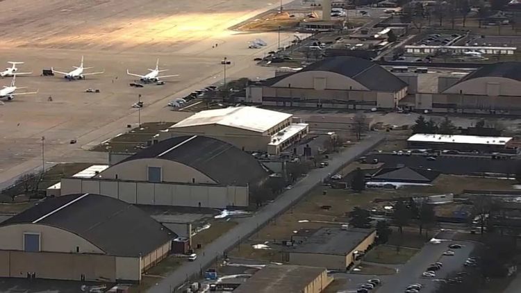 ABD’de bir askeri üsse gönderilen zarftan çok kişi yaralandı, üs boşaltıldı