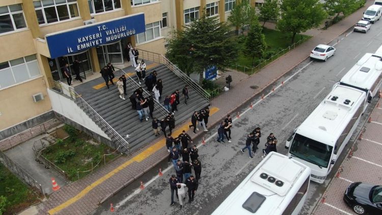 Kayseri merkezli yasa dışı bahis operasyonu: 60 şüpheli tutuklandı