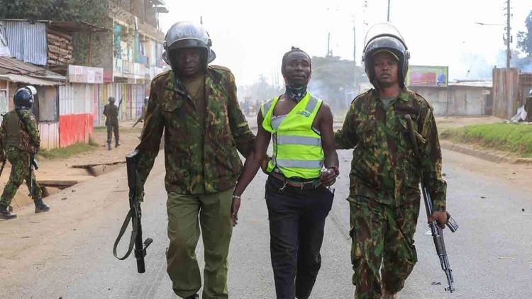 Kenya'da ABD Ebola tesisi protestosu