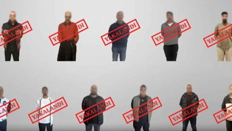 Yurt dışında yakalanan 11 firari Türkiye'ye getirildi