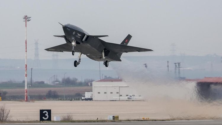 KIZILELMA PT-5 orta irtifa sistem tanımlama testini başarıyla tamamladı