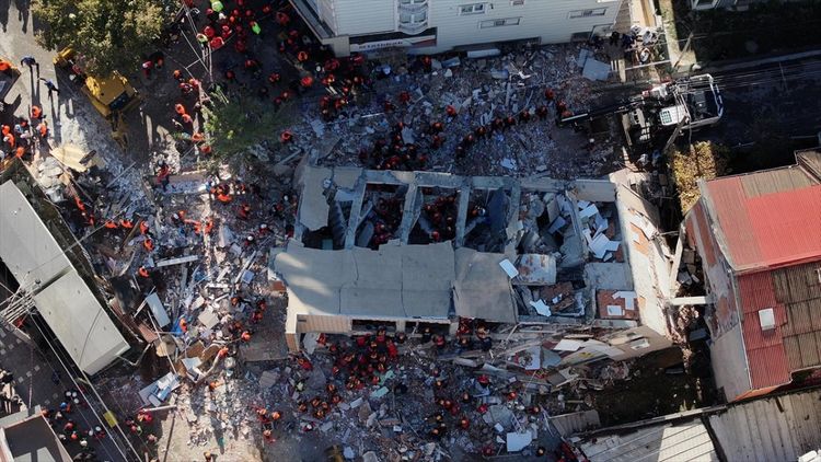 Kocaeli'de çöken bina ile ilgili soruşturma başlatıldı