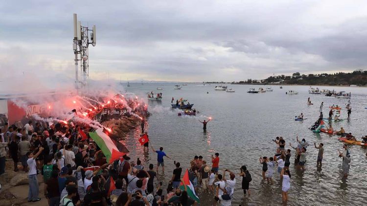 Küresel Kararlılık Filosu'na İtalya'dan katılacak tekneler Filistin bayraklarıyla denize açıldı