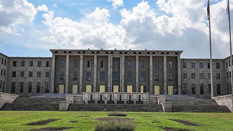 TBMM’de stajyer öğrenciye istismar davasında 3 sanık yeniden tutuklandı