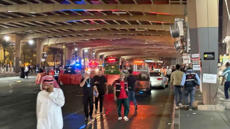 Mekke'de Türk kafilesine otobüs çarptı: Bir kişi hayatını kaybetti