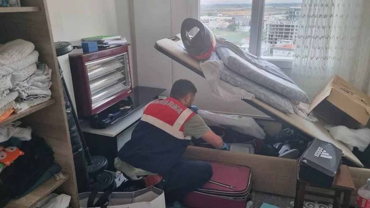 MİT operasyonu: Kişisel verileri çalan 3 kişi tutuklandı