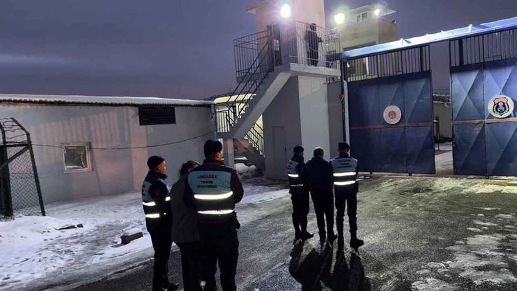 Nevşehir merkezli tefecilik operasyonunda 35 şüpheli tutuklandı