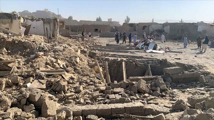 Pakistan Afganistan'ı bombaladı: 4 sivil öldü