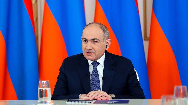 Paşinyan, Erdoğan ile görüşmeden önce Ermeni temsilcilerle bir araya geldi