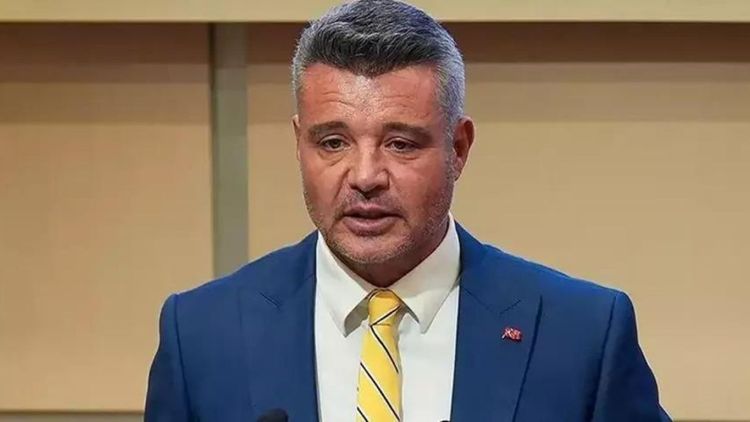 Polis, Fenerbahçe Başkanı Sadettin Saran'ın evinde uyuşturucu araması yaptı 