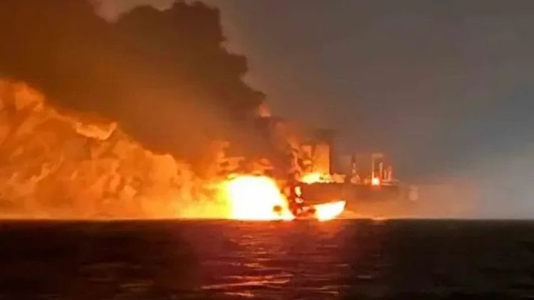 Kandıra açıklarında Rus tankerinde patlama