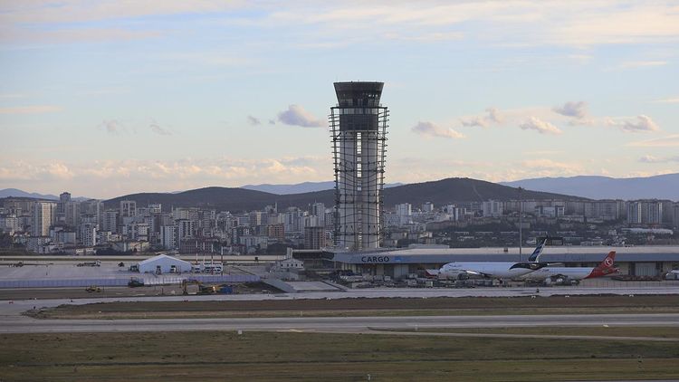 Sabiha Gökçen Havalimanı günlük yolcu rekorunu kırdı