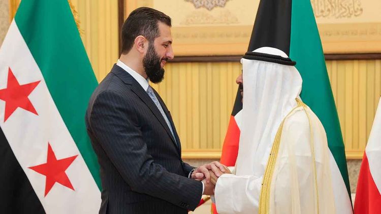 Suriye Devlet Başkanı Ahmed Şara Kuveyt'i ziyaret etti