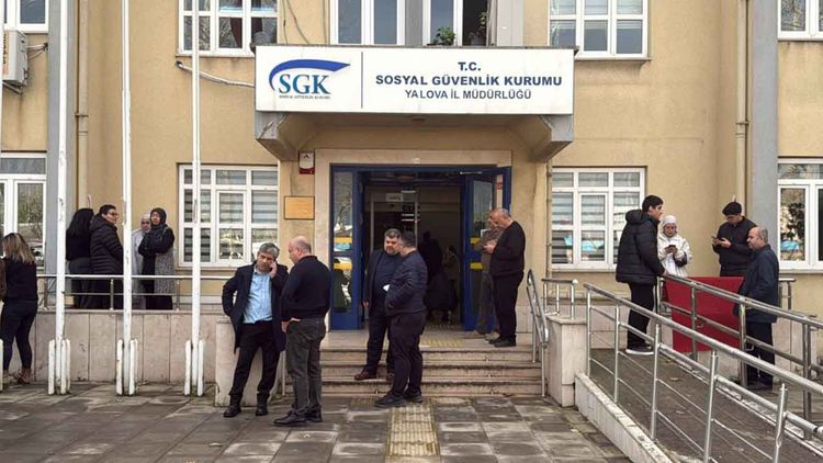 Emeklilik talebi reddedilen şahıs SGK avukatını öldürdü