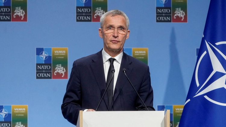 Stoltenberg: NATO, Ukrayna'ya 100 milyar euroluk yardımı görüşecek