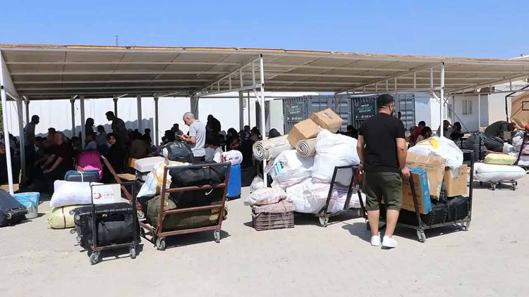 Okulların kapanmasıyla birlikte Suriyelilerin dönüşü hızlandı