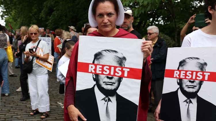 Trump'a İskoçya'da İsrail protestosu: Hiçbir yerde istenmiyorsun