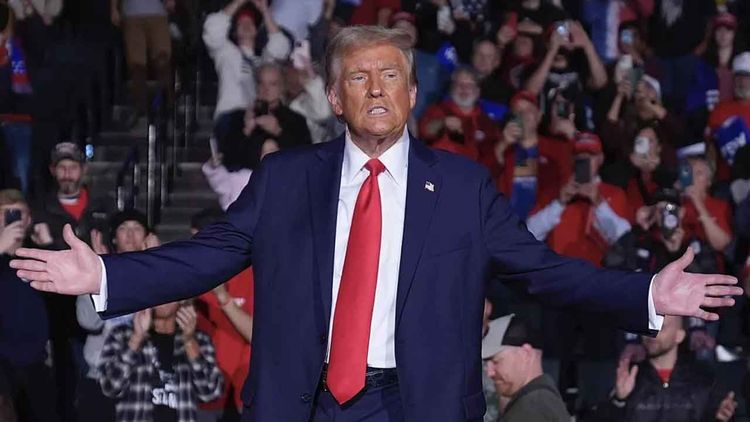 Tercüme: Trump, Müslüman Amerikalıları kazanma şansını nasıl heba etti?