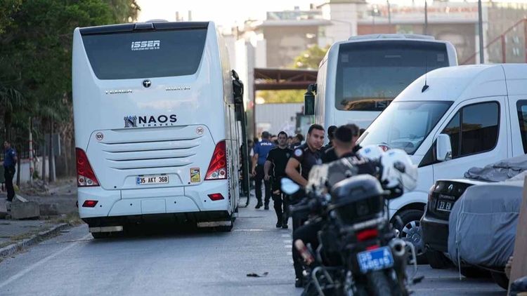 İzmir Büyükşehir Belediyesi'nde yolsuzluk operasyonu: Tunç Soyer tutuklandı