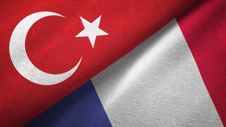 Türkiye'den Fransa için seyahat uyarısı