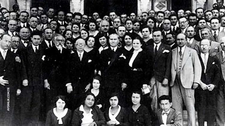 Recep Yazgan: Türkiye’deki seküler eğitimin temellerini Yahudiler attı