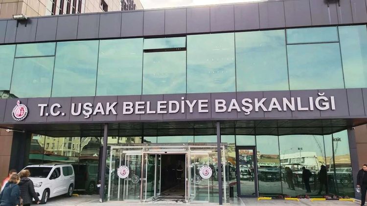 Uşak Belediyesi'ne ikinci operasyon