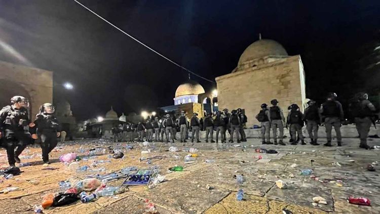 Siyonist işgalci Yahudilerden Mescid-i Aksa’ya yeni baskın