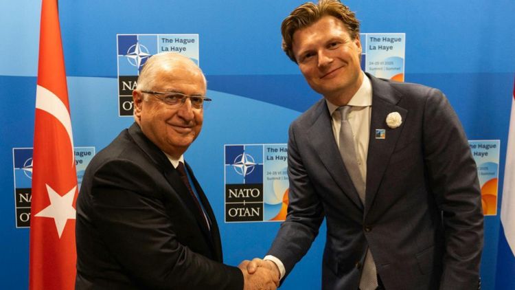 Yaşar Güler, Ruben Brekelmans ile Lahey'de görüştü