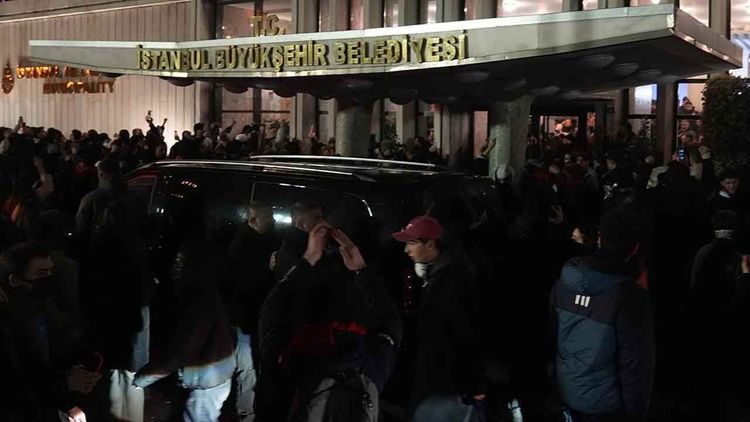 İBB'ye yönelik yolsuzluk soruşturmasında Zafer Keleş gözaltına alındı