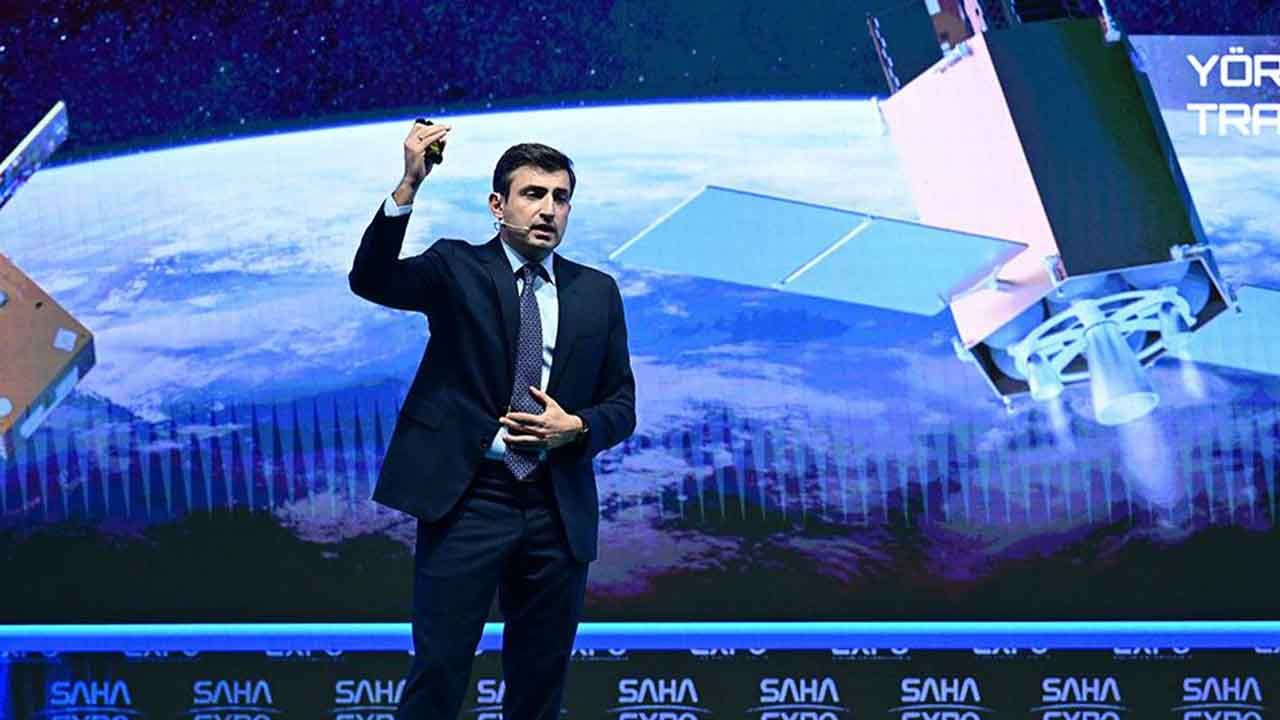 selcuk bayraktar saha expo.jpg