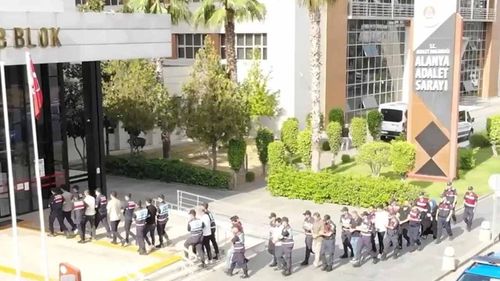 21 ilde bahis ve dolandırıcılık operasyonu: 8 tutuklama