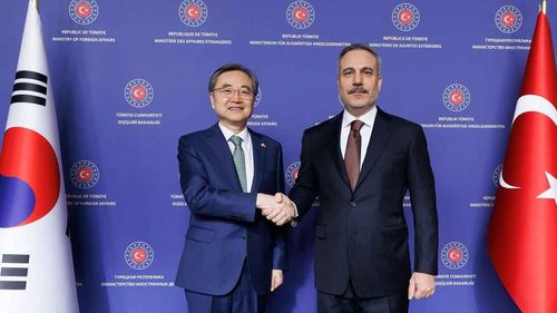 Bakan Fidan, Güney Koreli mevkidaşı Cho Hyun ile görüştü