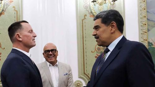 Trump'ın özel temsilcisi Venezuela'da Maduro'yla görüştü, 6 Amerikalı serbest bırakıldı