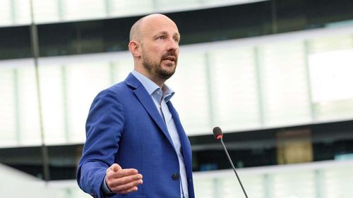 AP Üyesi Marc Botenga, Avrupa Birliği’nin ikiyüzlülüğünü eleştirdi