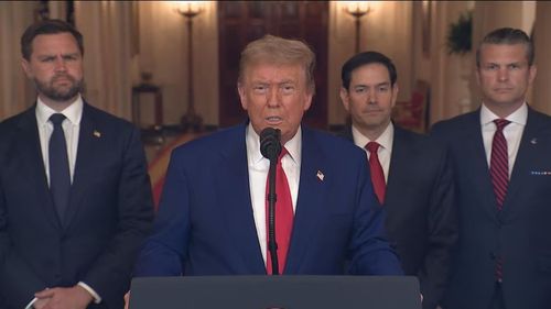 ABD İran'a saldırdı: Trump 3 nükleer tesisi vurduklarını iddia etti