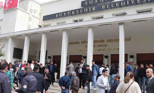 Adana Büyükşehir Belediyesi'nde silahlı saldırı