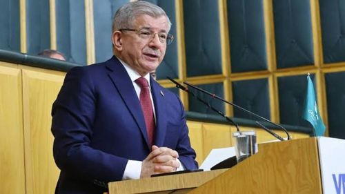 Ahmet Davutoğlu hakkında Cumhurbaşkanına hakaretten soruşturma