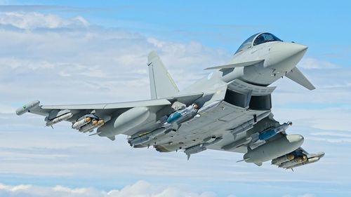 Almanya Türkiye'nin 40 adet Eurofighter savaş uçağı için yaptığı ön talebi onayladı