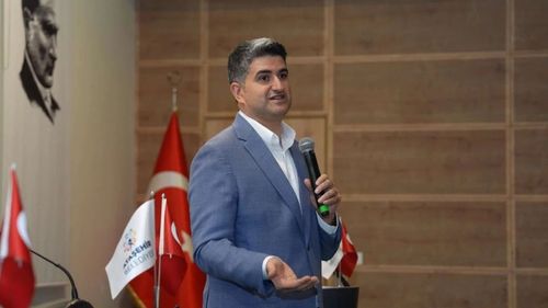 Ataşehir Belediye Başkanı Onursal Adıgüzel görevden uzaklaştırıldı